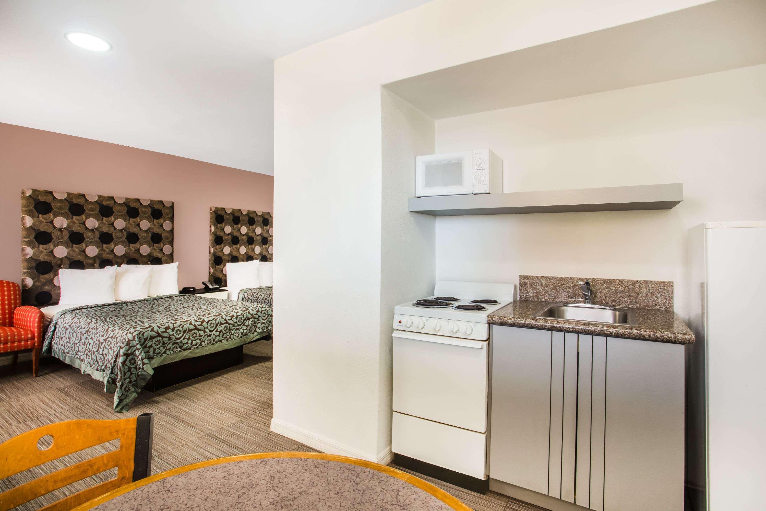 אורמונד ביץ Arya Blu Inn And Suites מראה חיצוני תמונה