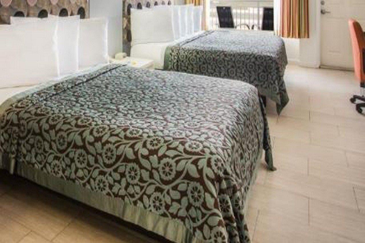 אורמונד ביץ Arya Blu Inn And Suites מראה חיצוני תמונה