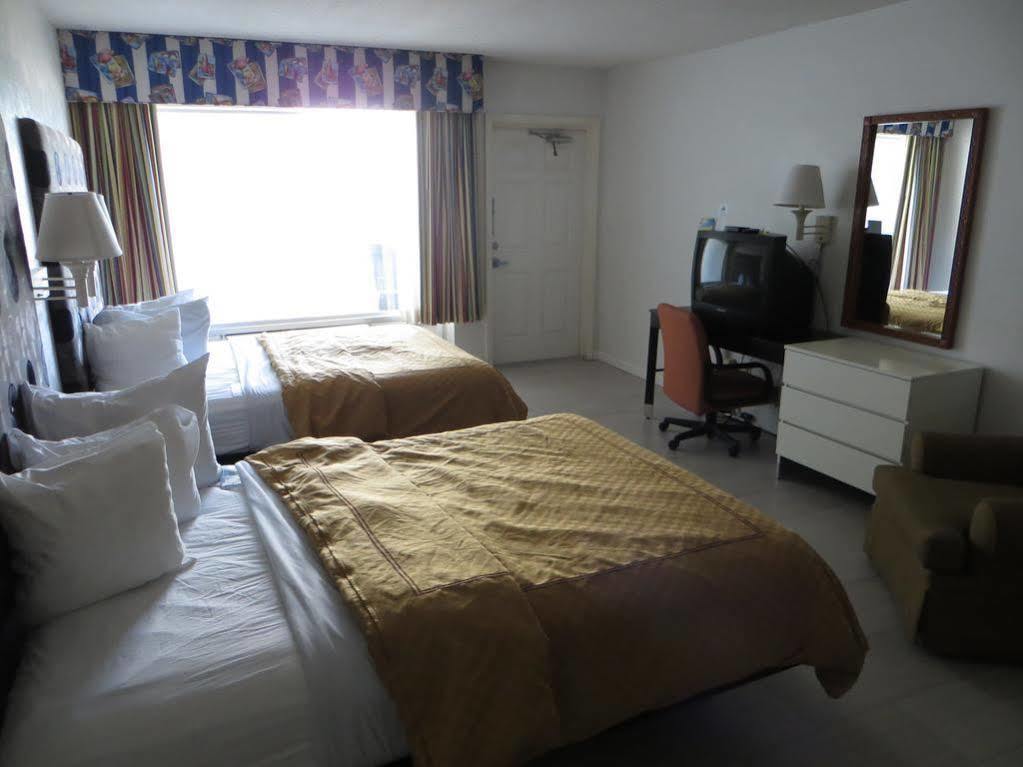 אורמונד ביץ Arya Blu Inn And Suites מראה חיצוני תמונה